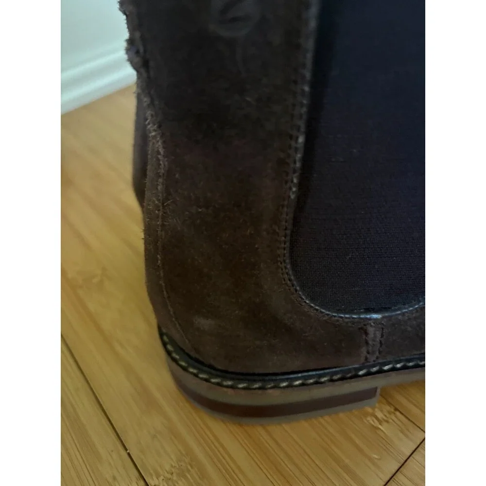 Clarks Men's Chelsea Boots Size 9 Dark Brown Suede Ankle Boots Slip On